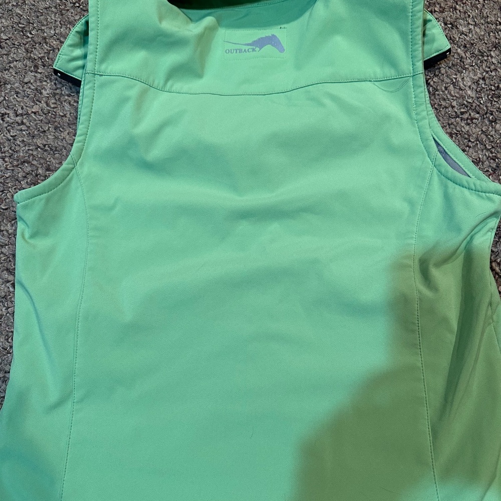 Outback women's green vest - Picture 2 of 3